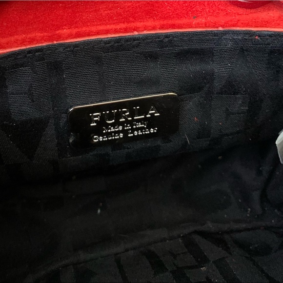 ⚫️SOLD⚫️Furla Mini Croc Crossbody & Dustbag - Picture 10 of 14